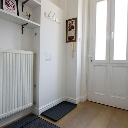 Premium Apartment By Hi5- Anker Apartment Budapest Extérieur photo