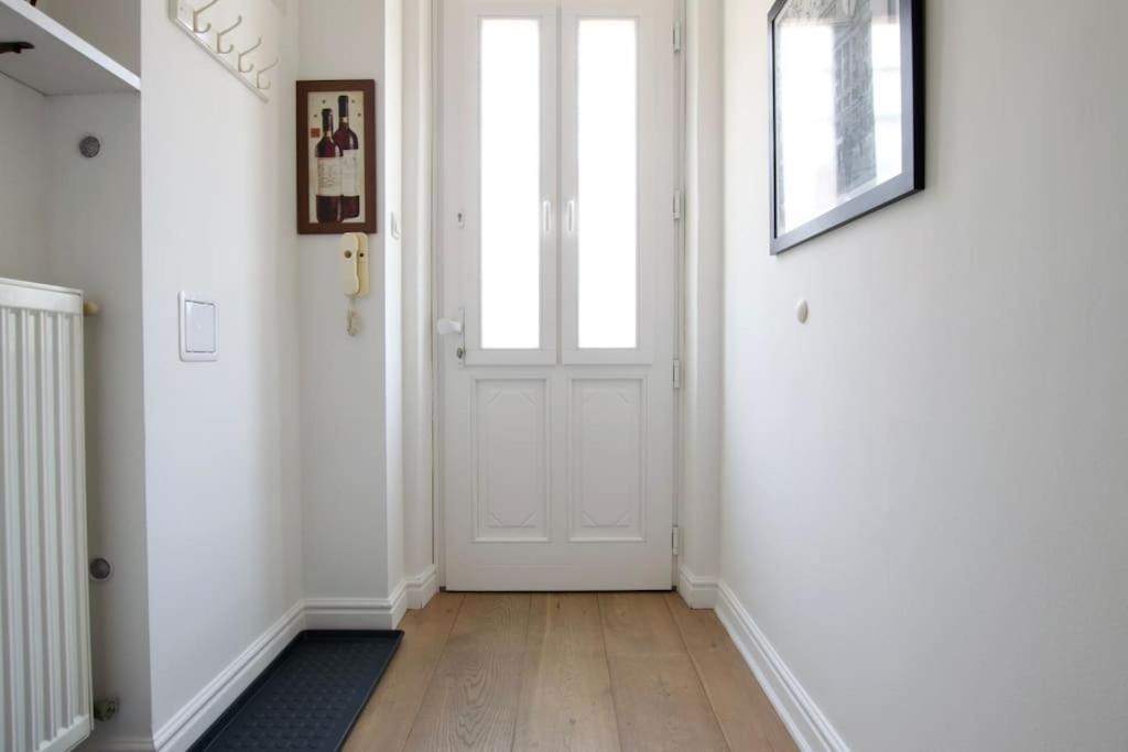 Premium Apartment By Hi5- Anker Apartment Budapest Extérieur photo
